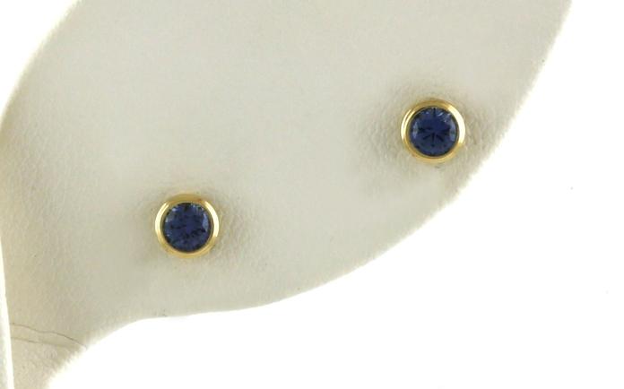 content/products/Montana Yogo Sapphire Stud Earrings in Bezel Settings in Yellow Gold (0.37cts TWT)