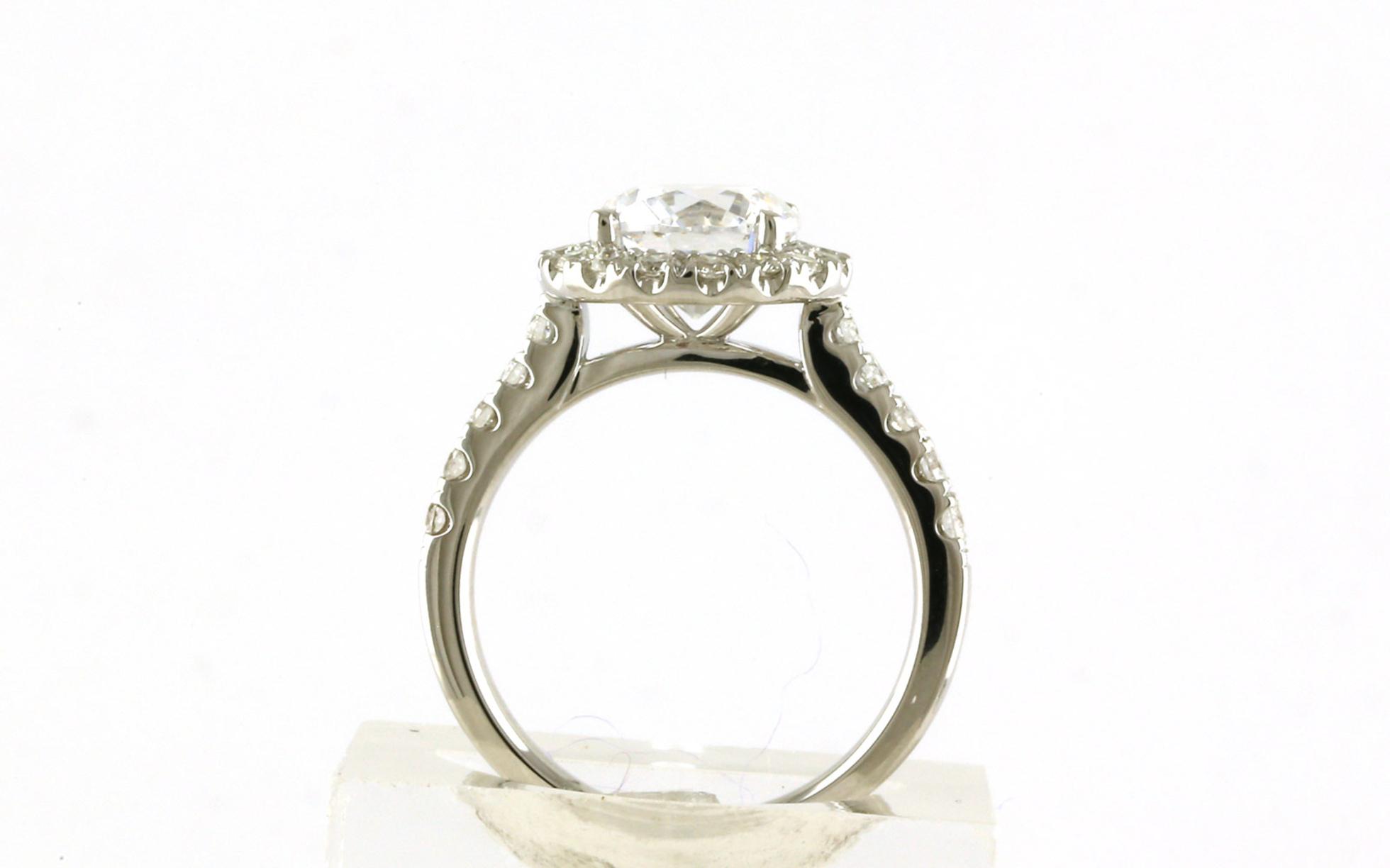 Halo-style Engagement Ring Mounting in White Gold