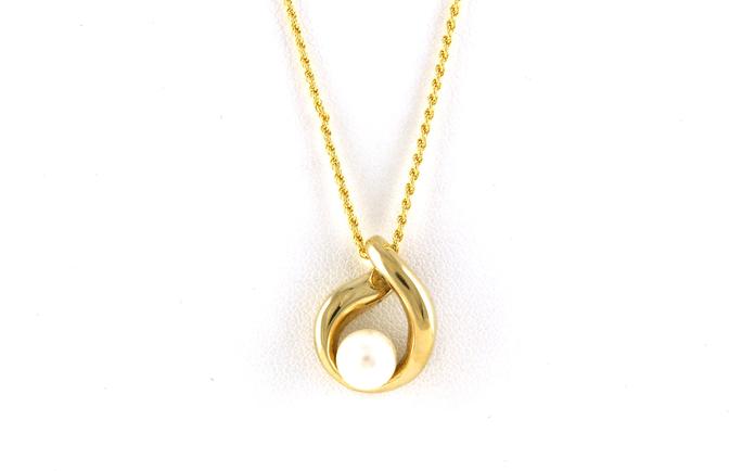 content/products/Estate Piece: Swoop Pearl Necklace in Yellow Gold