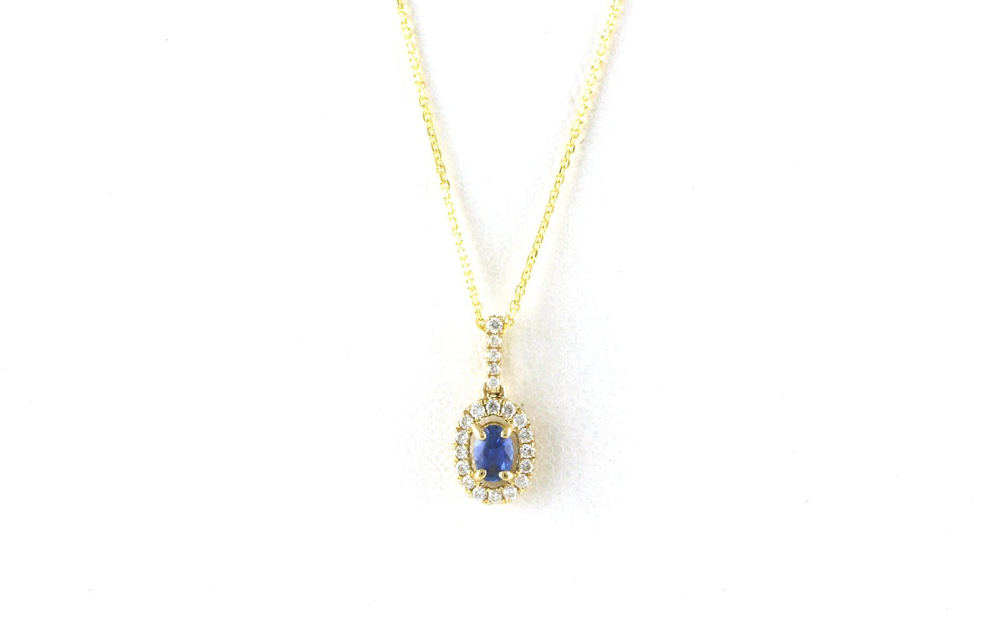 Halo-style Oval-cut Montana Yogo Sapphire and Diamond Necklace in Yellow Gold (0.36cts TWT)
