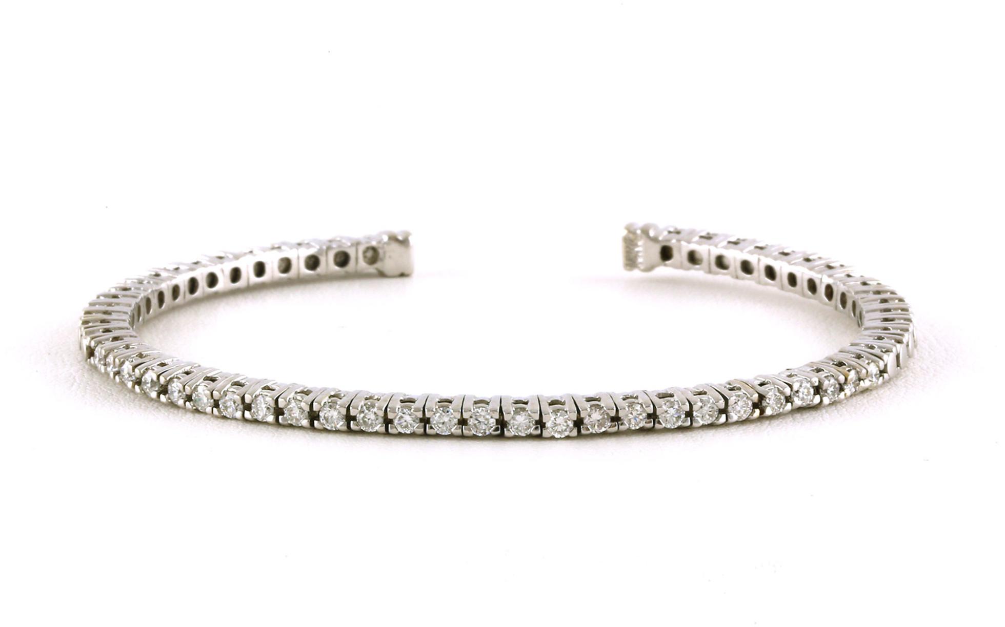 Estate Piece: Diamond Flexible Cuff Bracelet in White Gold (0.91cts TWT)