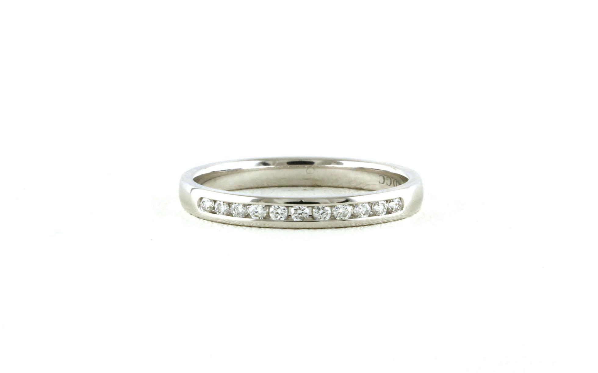 11-Stone Channel-set Wedding Band with Diamonds in White Gold (0.14cts TWT)