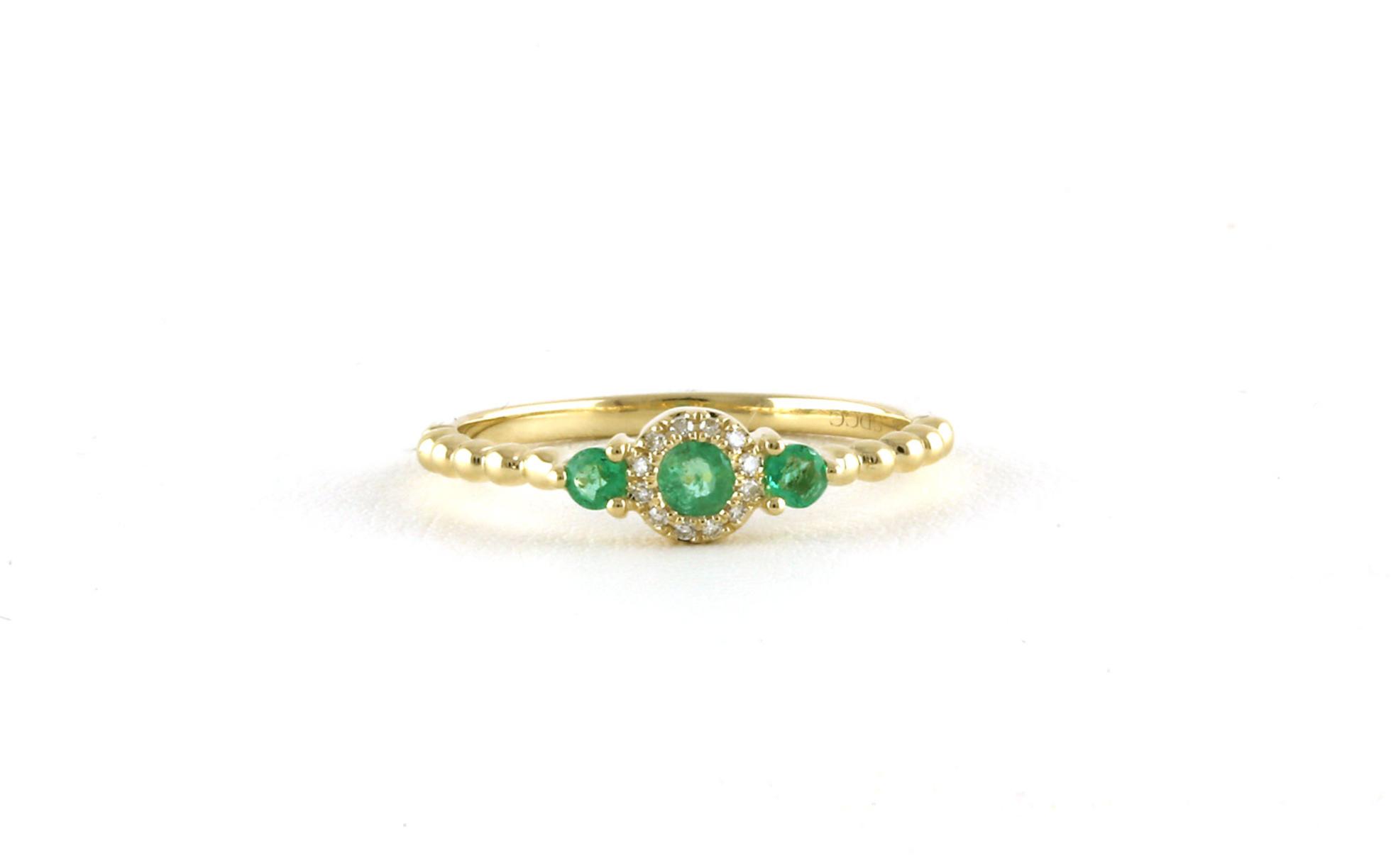 3-Stone Halo Emerald and Diamond Ring in Yellow Gold (0.25cts TWT)