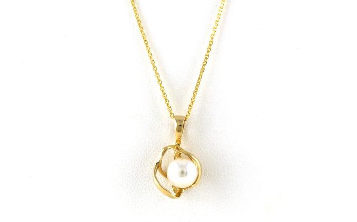 content/products/Estate Piece: Drop-style Pearl Necklace in Yellow Gold
