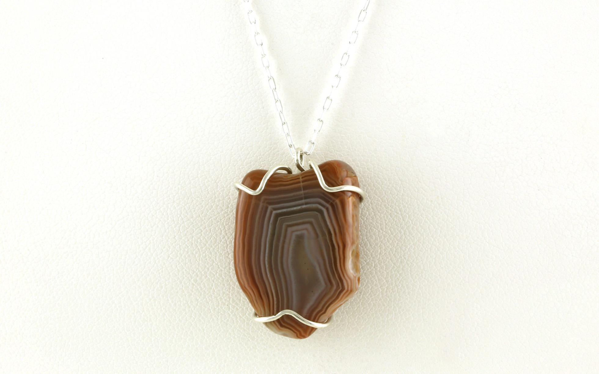 Wire-wrapped Agate Necklace in Sterling Silver (25.20cts TWT)