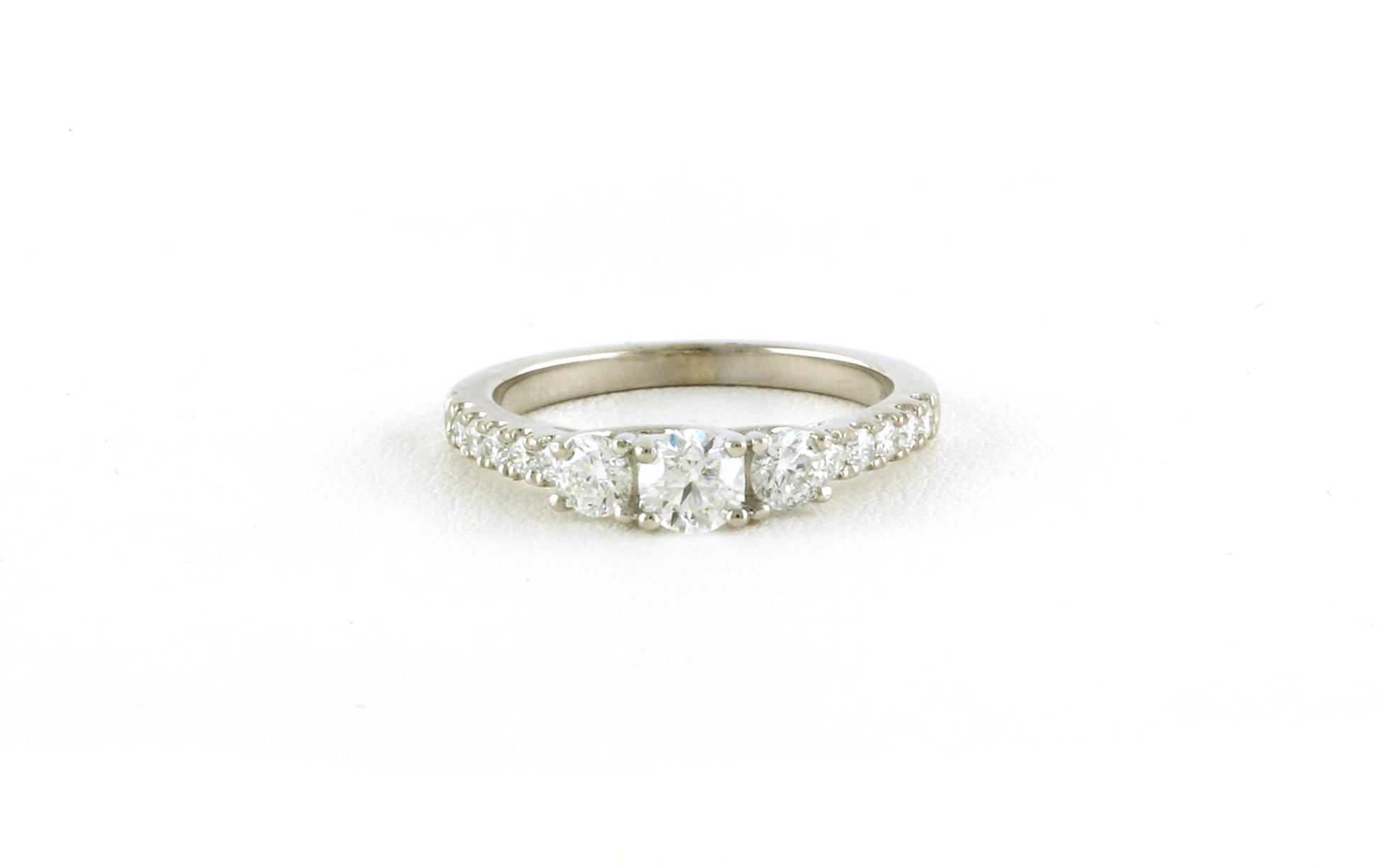 3-Stone Diamond Ring with Pave Shank in White Gold (1.02cts TWT)