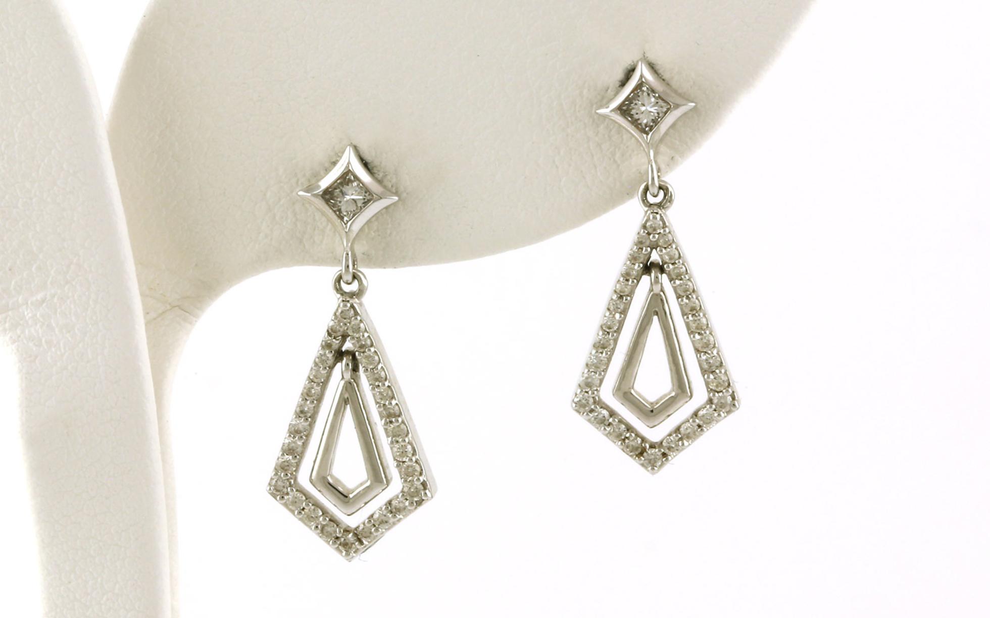 Estate Piece: Double Kite Shape Diamond Dangle Earrings in White Gold (0.50cts TWT)