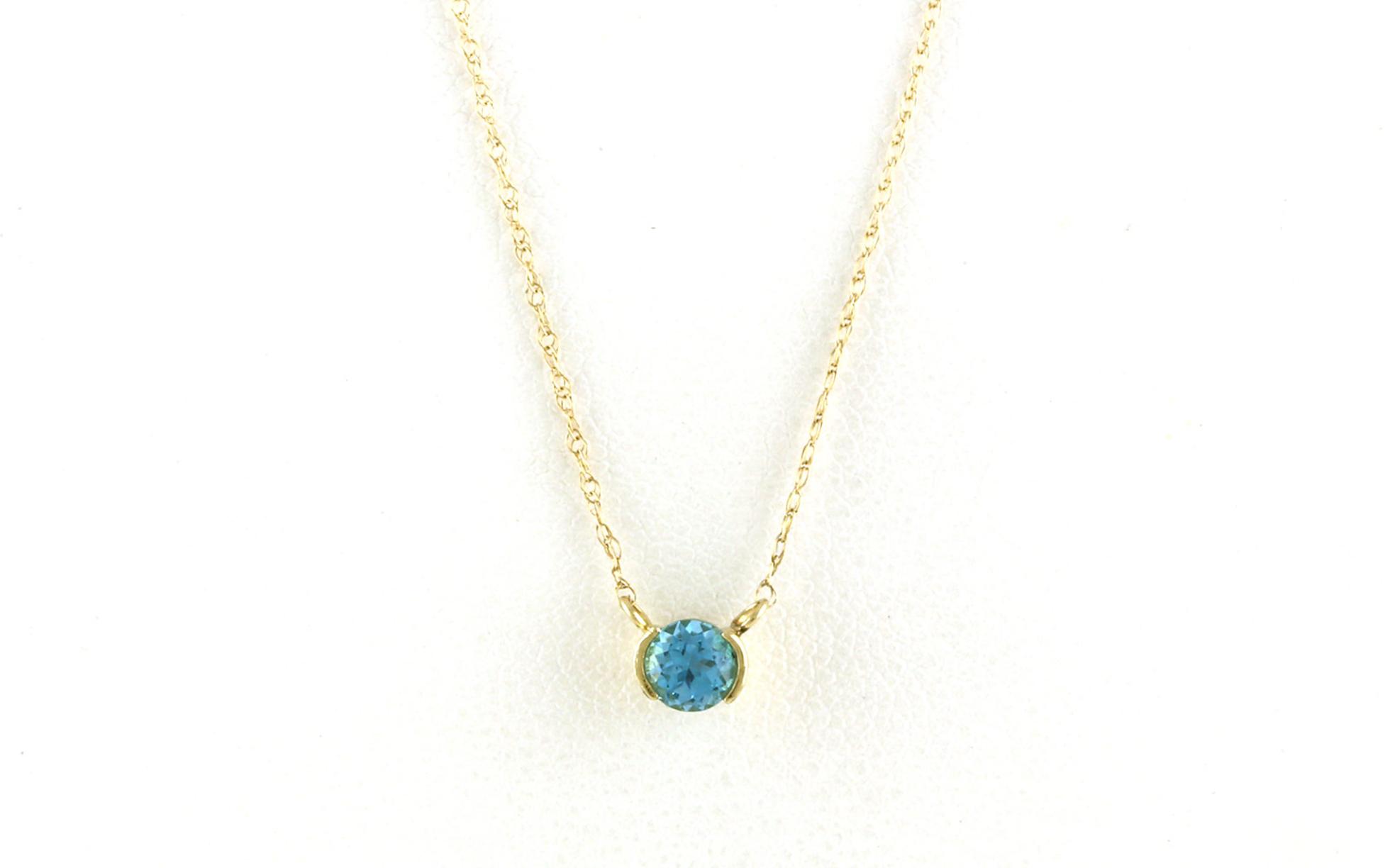Children's Split Bezel Solitaire-style Blue Topaz Necklace in Yellow Gold (0.30cts TWT)