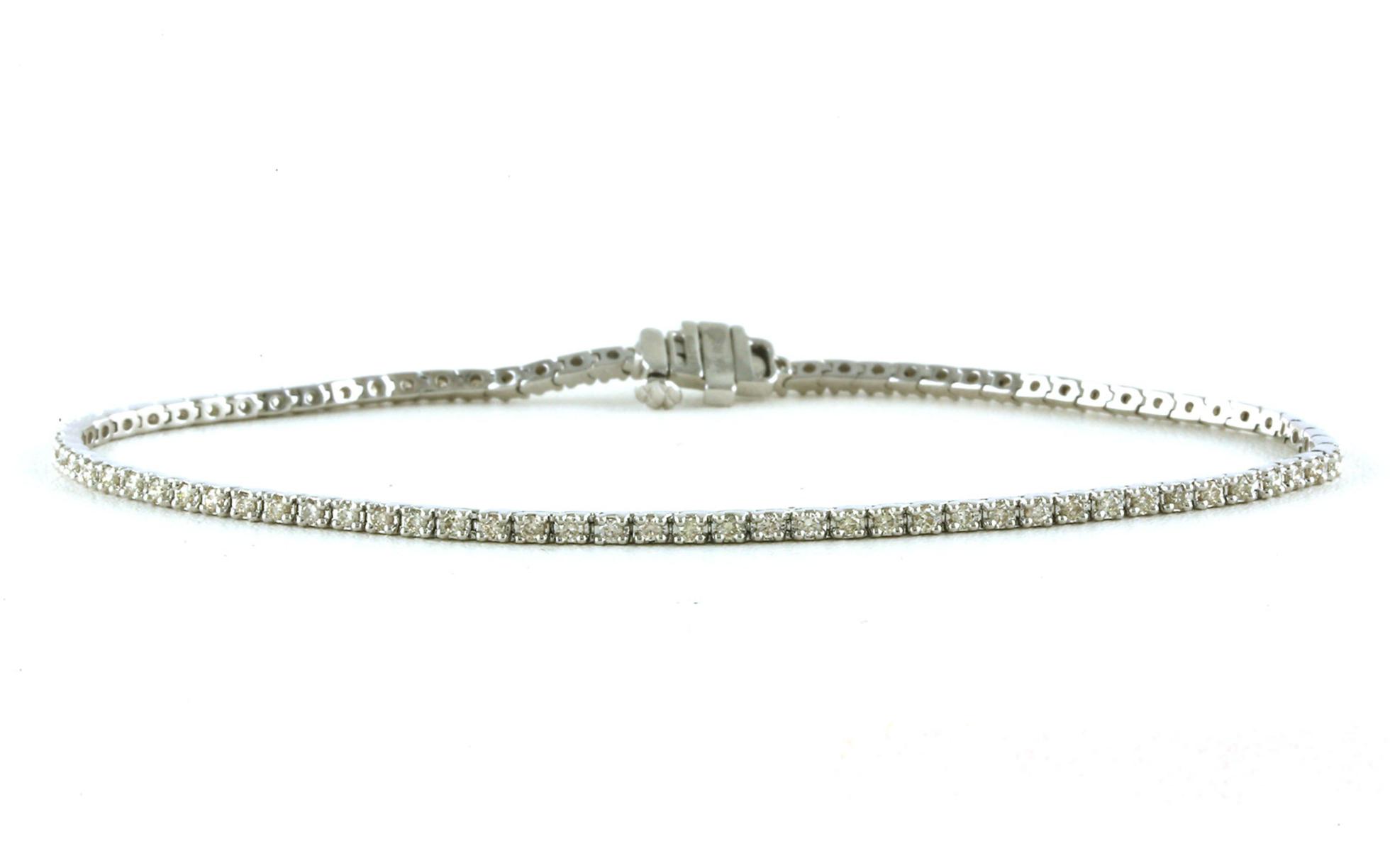 Diamond Tennis Bracelet in 4-Prong Setting in White Gold (1.00cts TWT)