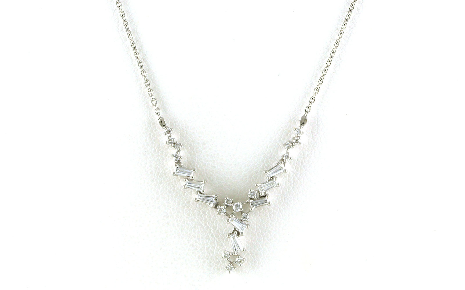 Y-Style Diamond Cluster Necklace in White Gold (0.38cts TWT)