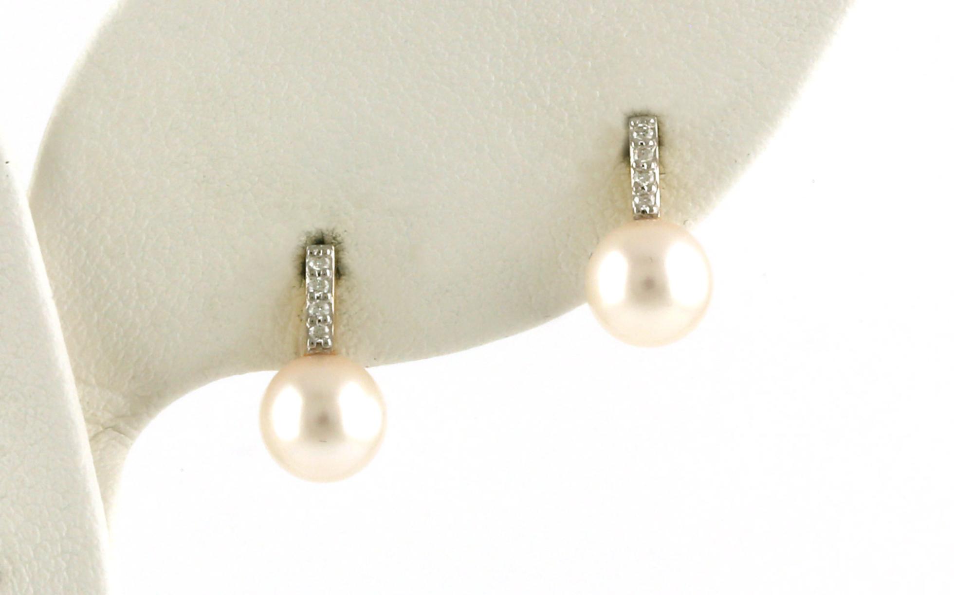 Drop-style Akoya Pearl Studs with Diamonds in Yellow Gold (6.00 - 6.5mm)