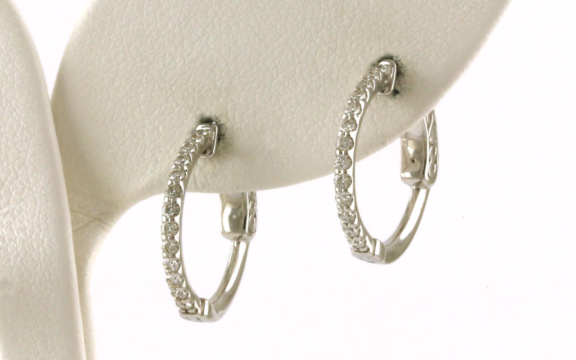Diamond Hoop Earrings in White Gold (0.35cts TWT)