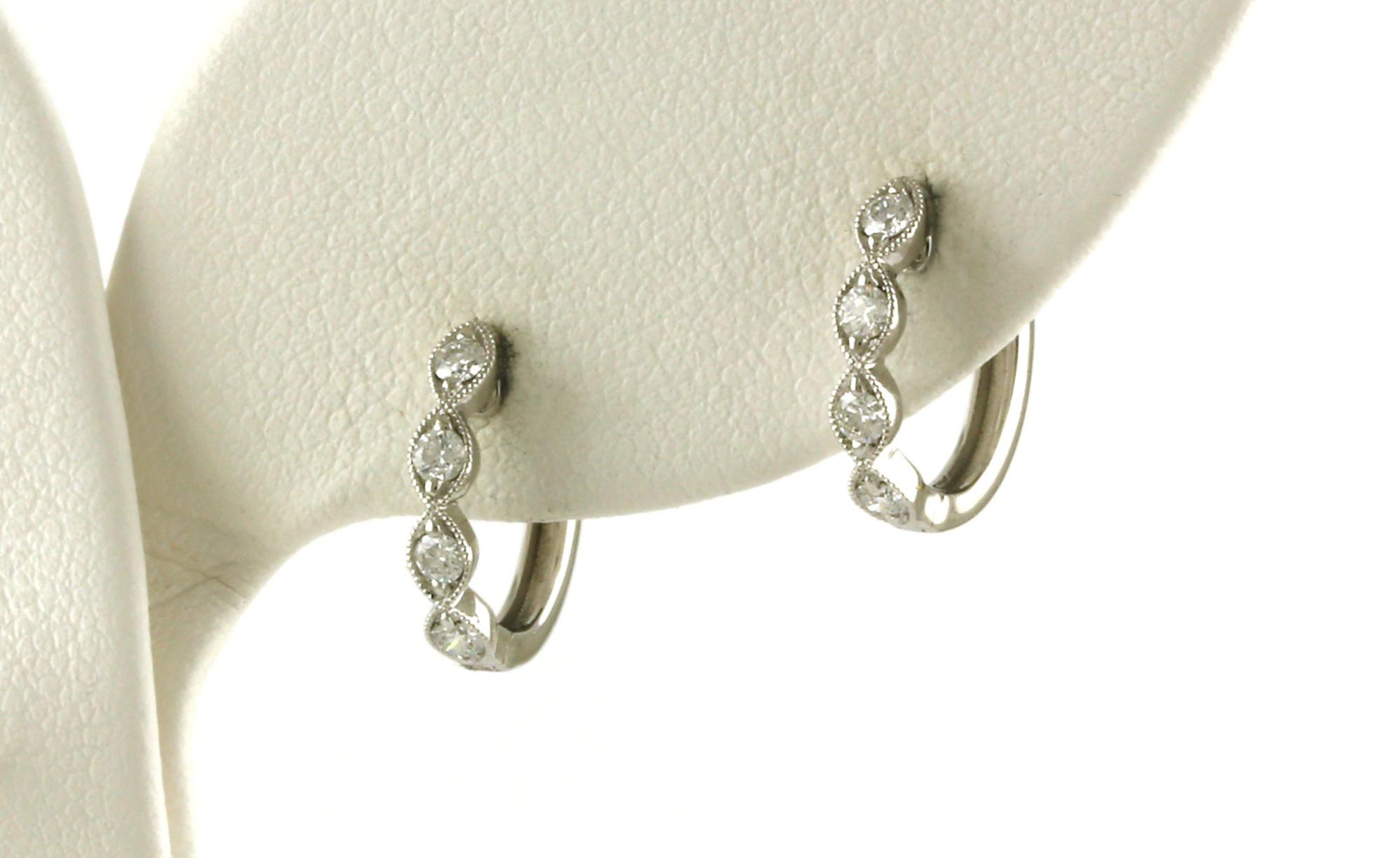 Milgrain-style Diamond Hoop Earrings in White Gold (0.24cts TWT)