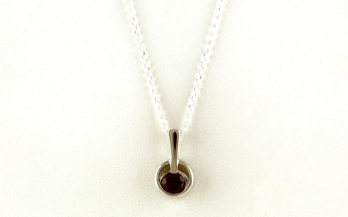 content/products/Circle-style Garnet Necklace in Sterling Silver (1.20cts TWT)