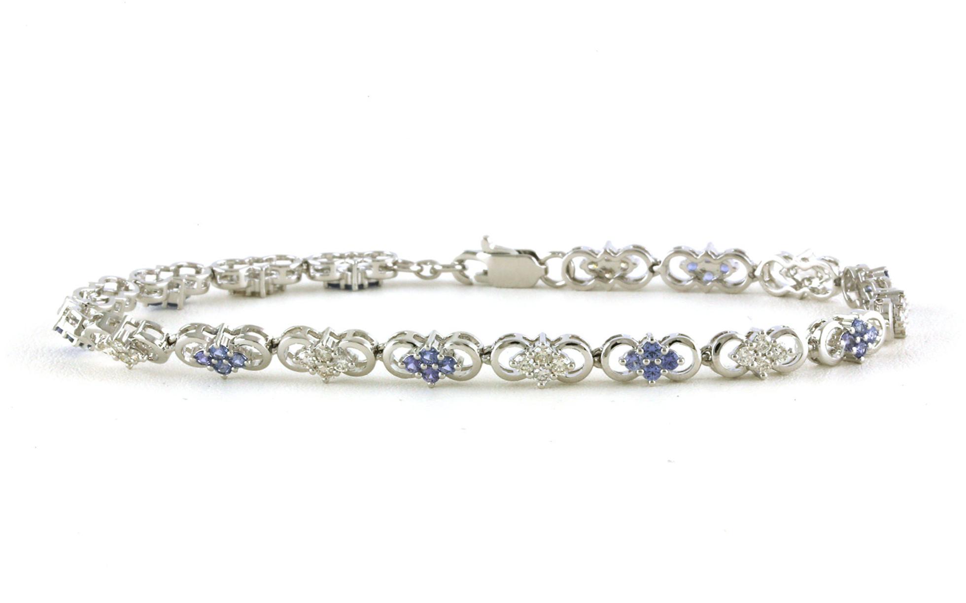 Fancy-link Cluster-style Montana Yogo Sapphire and Diamond Bracelet in White Gold (1.55cts TWT)