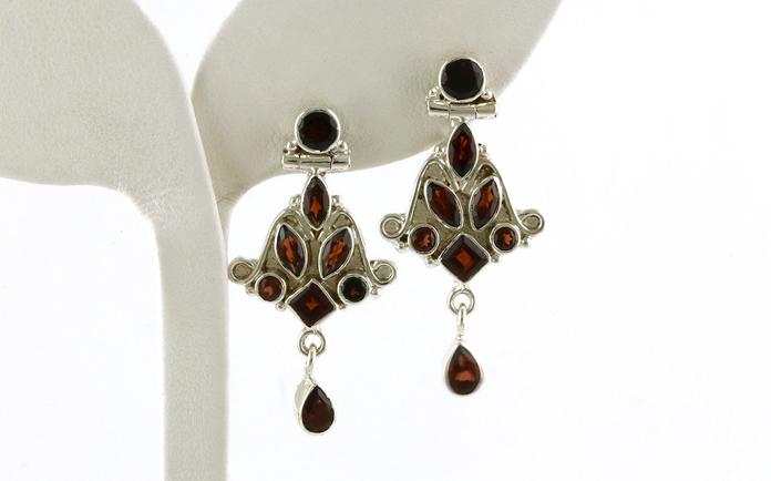 content/products/Estate Piece: Vintage-style Multi-cut Garnet Dangle Earrings in Sterling Silver
