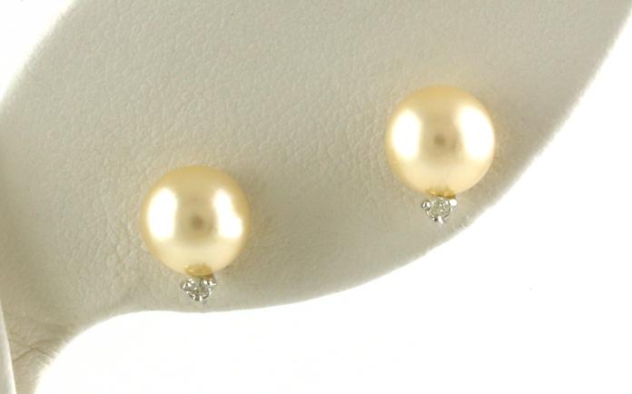 content/products/Estate Piece: 2-Stone Pearl and Diamond Stud Earrings in White Gold