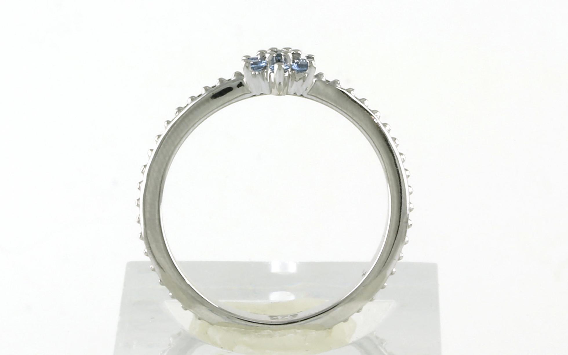 7-Stone Flower Cluster Montana Yogo Sapphire Ring with Beaded Details in Sterling Silver (0.14cts TWT)
