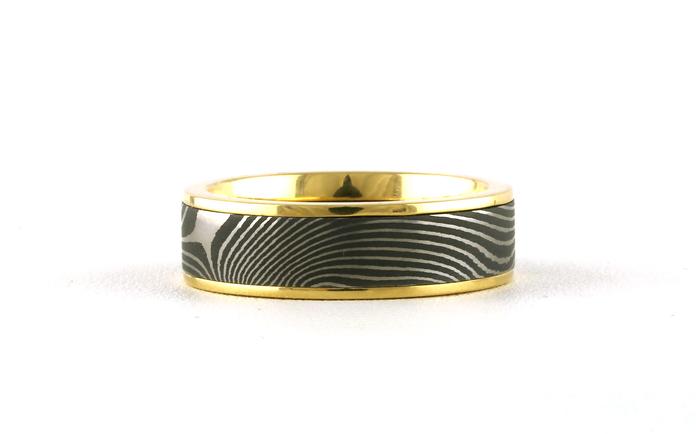 content/products/Wedding Band in Yellow Gold and Damascus Steel