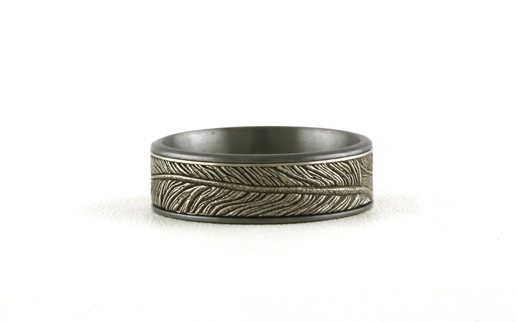 Flat Comfort Fit Wedding Band with Feather Design in Tantalum with White Gold Center (sz 10.5)