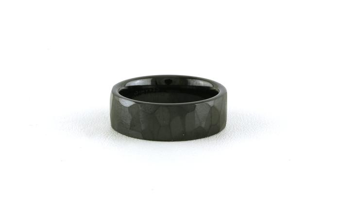 content/products/Flat Comfort Fit Wedding Band with Chisel Texture in Black Ceramic (sz 8)