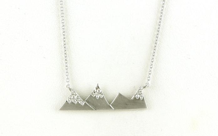 content/products/Mountain Range Bar-style Necklace in Sterling Silver