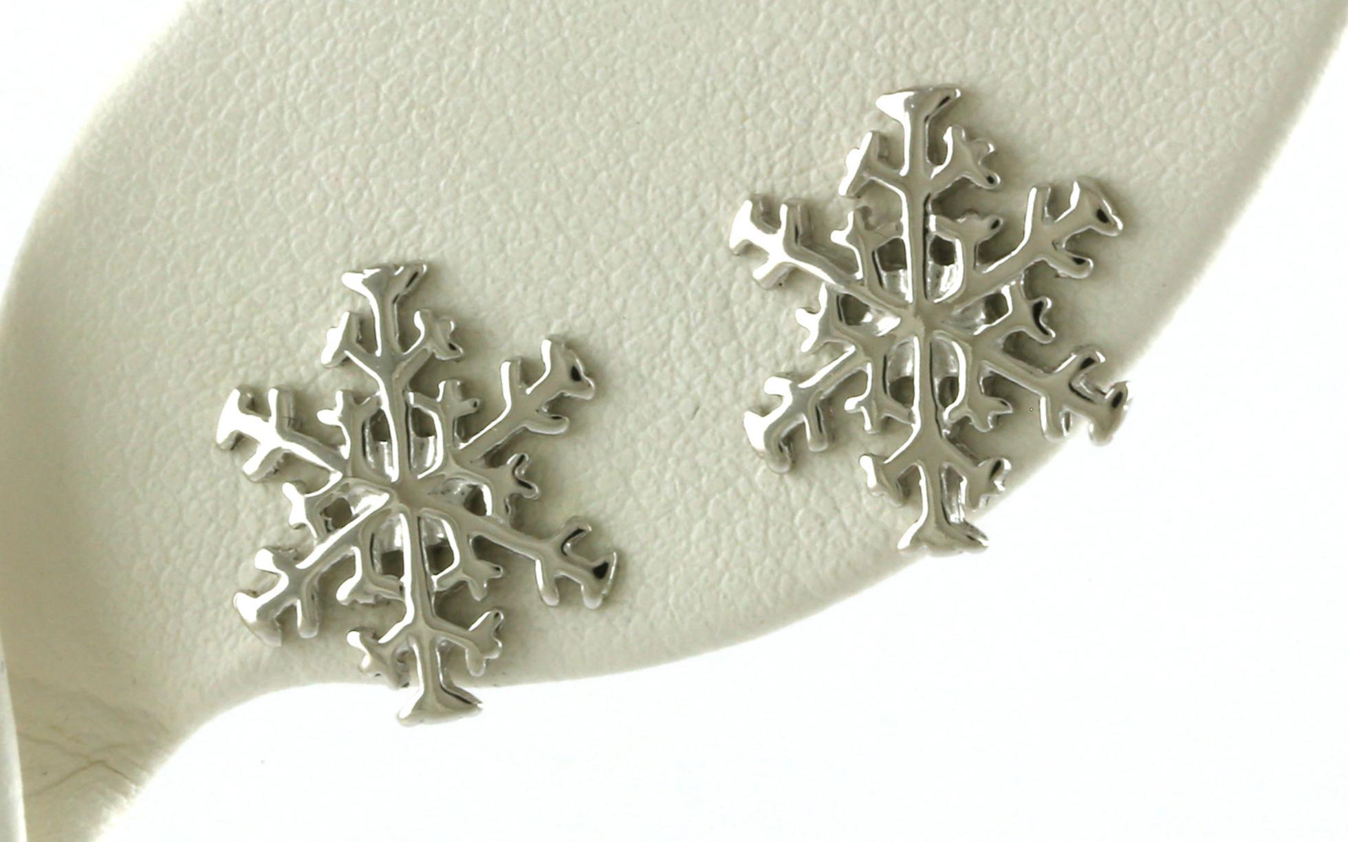 Snowflake Stud Earrings in Sterling Silver