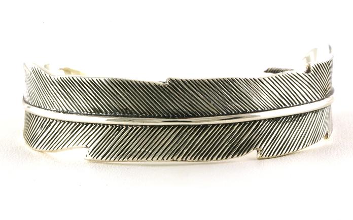 content/products/Feather Cuff Bracelet in Sterling Silver