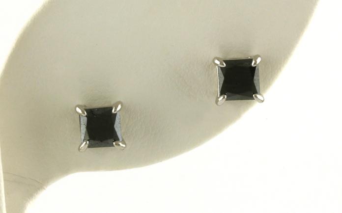 content/products/Princess-cut Black Diamond Stud Earrings in Sterling Silver (1.75cts TWT)