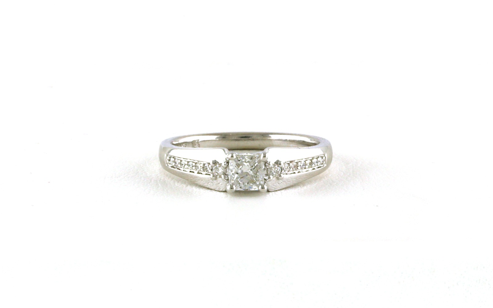 Wide Princess-cut Diamond Ring with Inset Accent Diamonds in White Gold (0.39cts)
