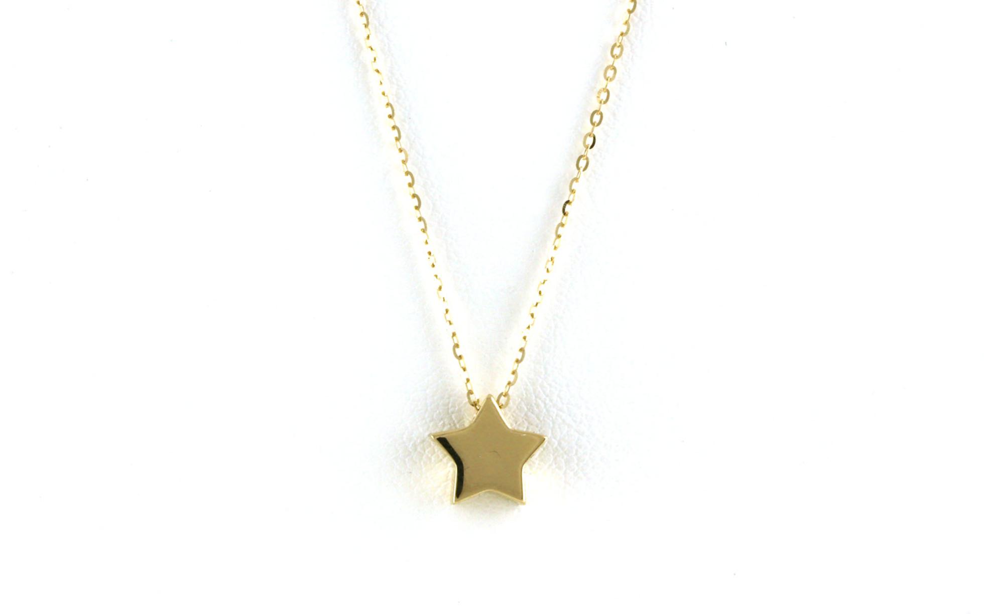 Hollow Star Necklace in Yellow Gold