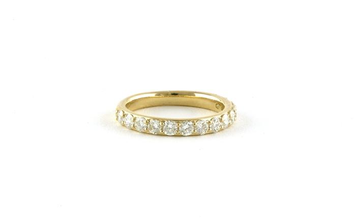 content/products/13-Stone Shared Prong Diamond Wedding Band in Yellow Gold (1.00cts TWT)