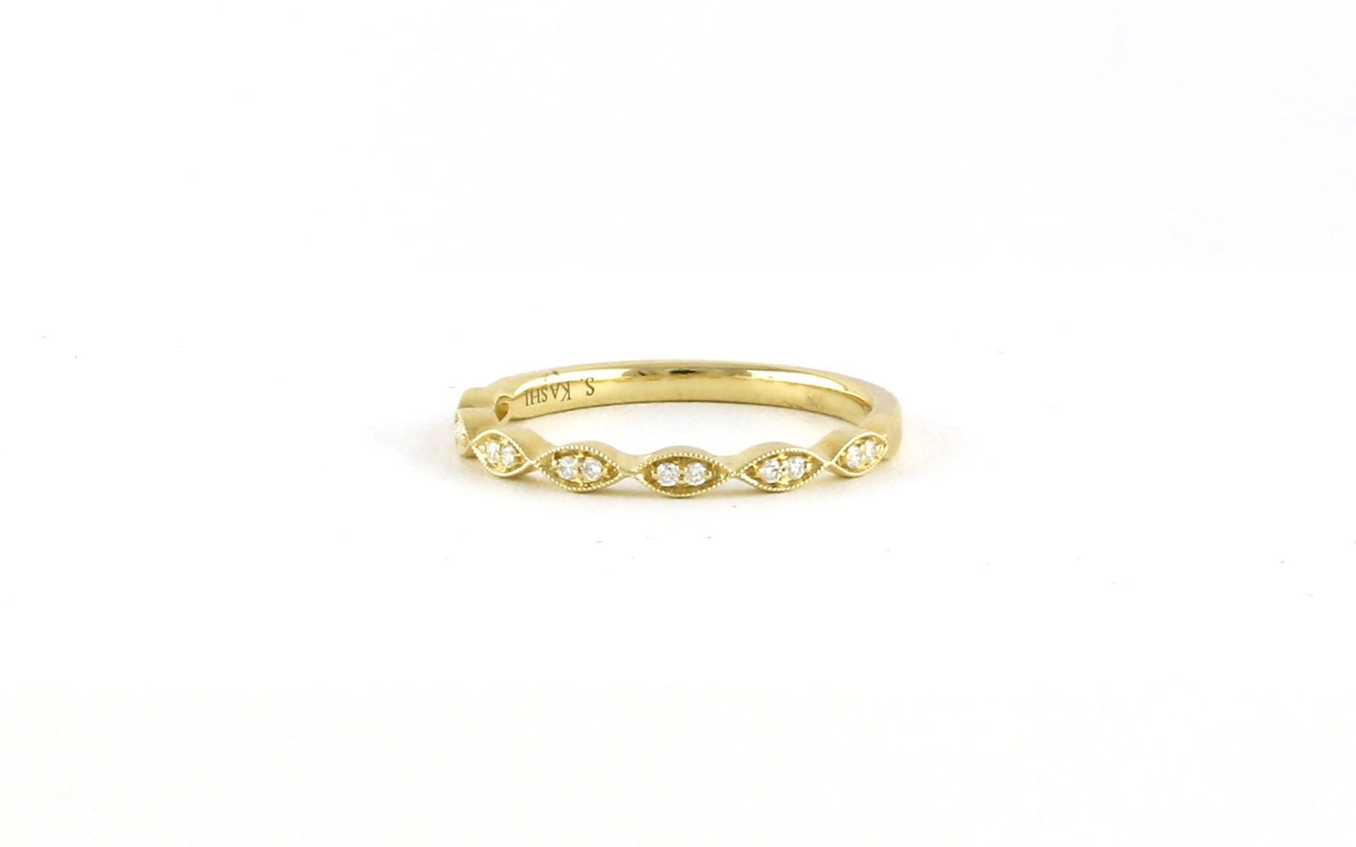 7-Cluster Diamond Band with Milgrain Details in Yellow Gold (0.07cts TWT)