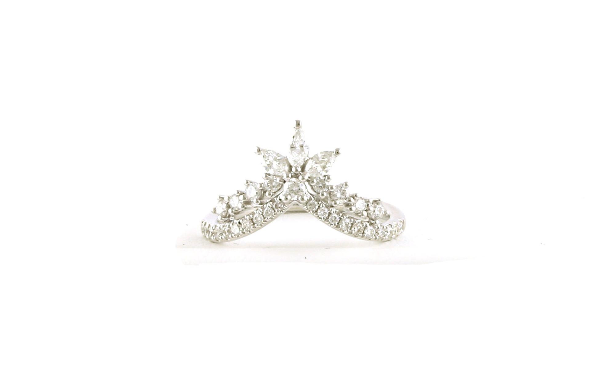 Crown-style Marquise-cut and Round Diamonds Band in White Gold (0.62cts TWT)