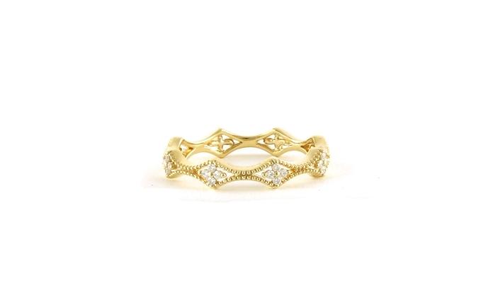 content/products/Wavy Diamond Cluster Wedding Band Beaded Detail in Yellow Gold (0.12cts TWT)