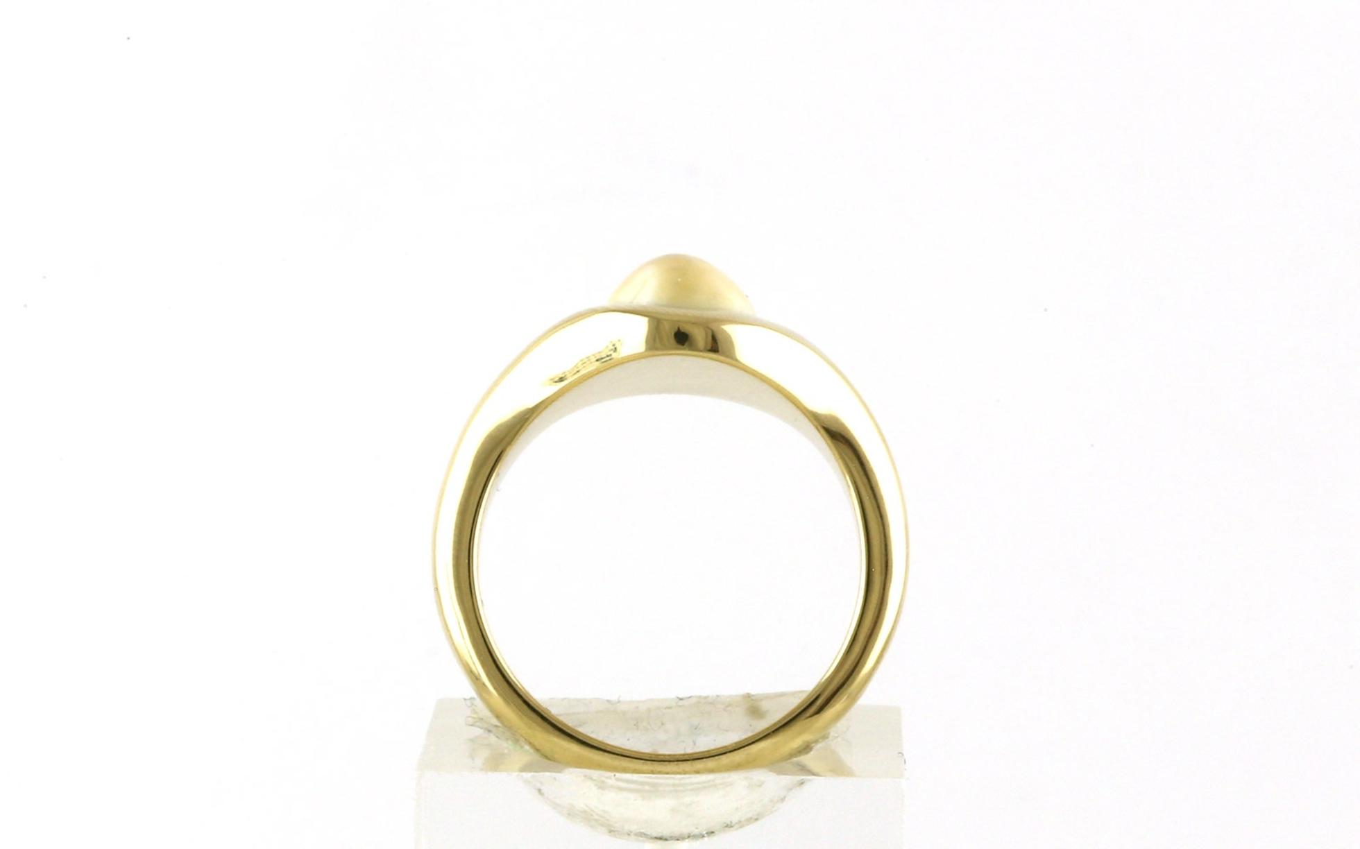 Bezel-set Elk Ivory Ring in Yellow Gold side