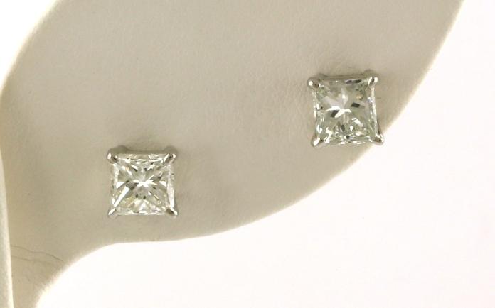 content/products/Princess-cut Diamond Stud Earrings in White Gold (2.09cts TWT)