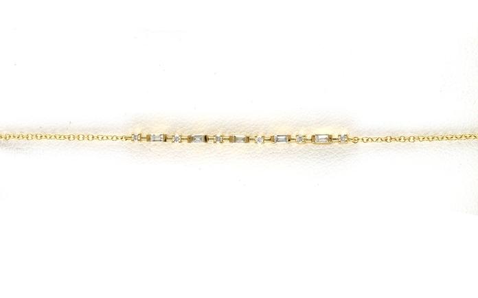 content/products/Bar-set Baguette-cut Diamond Line Bracelet in Yellow Gold (0.16cts TWT)