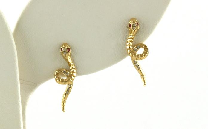 content/products/Snake Diamond with Ruby Eyes Earrings in Yellow Gold (0.05cts TWT)