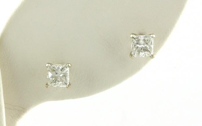 content/products/Princess-cut Diamond Stud Earrings in White Gold (1.19cts TWT)