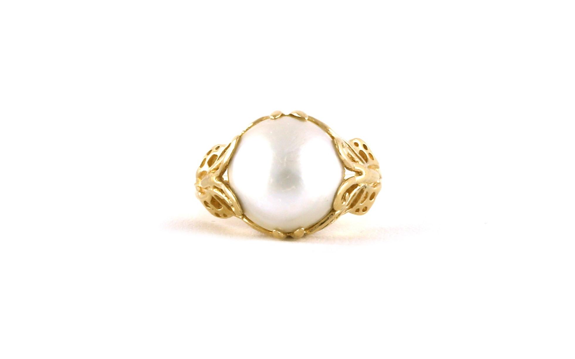 Estate Piece: Butterfly filigree Mabe' Pearl Ring in Yellow Gold