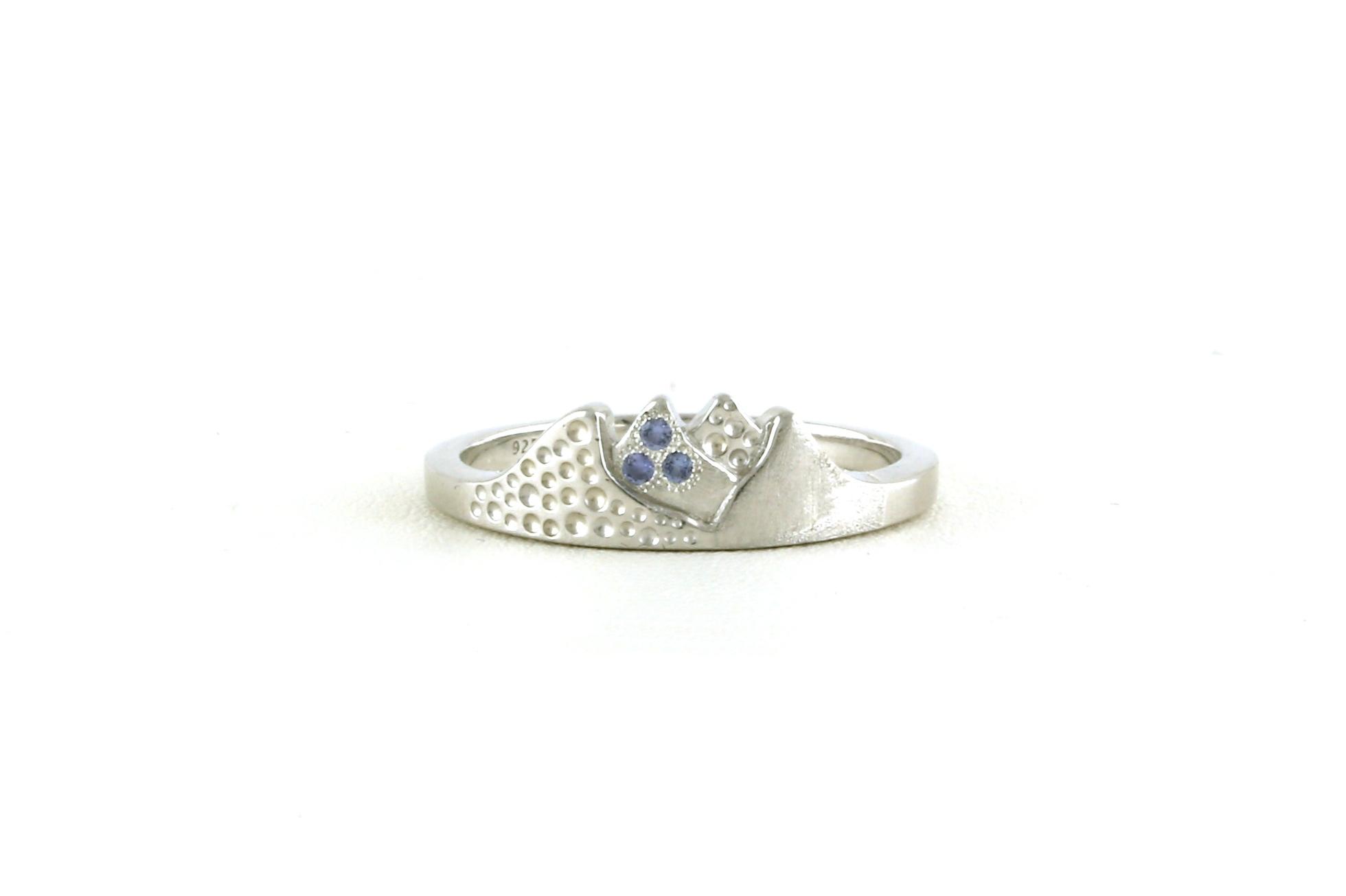 Mountain Outline Montana Yogo Sapphire Ring in Sterling Silver (0.03cts TWT)