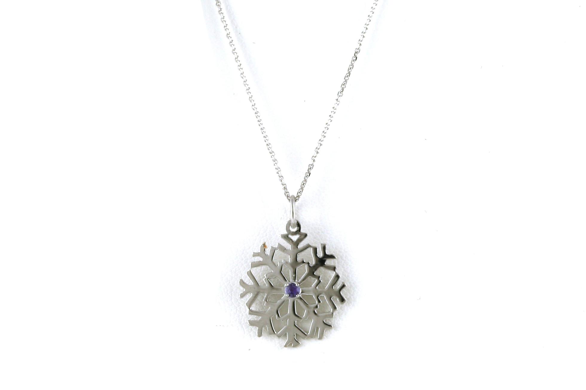 Snowflake Huckleberry Montana Yogo Sapphire Necklace in Sterling Silver (0.05cts TWT)