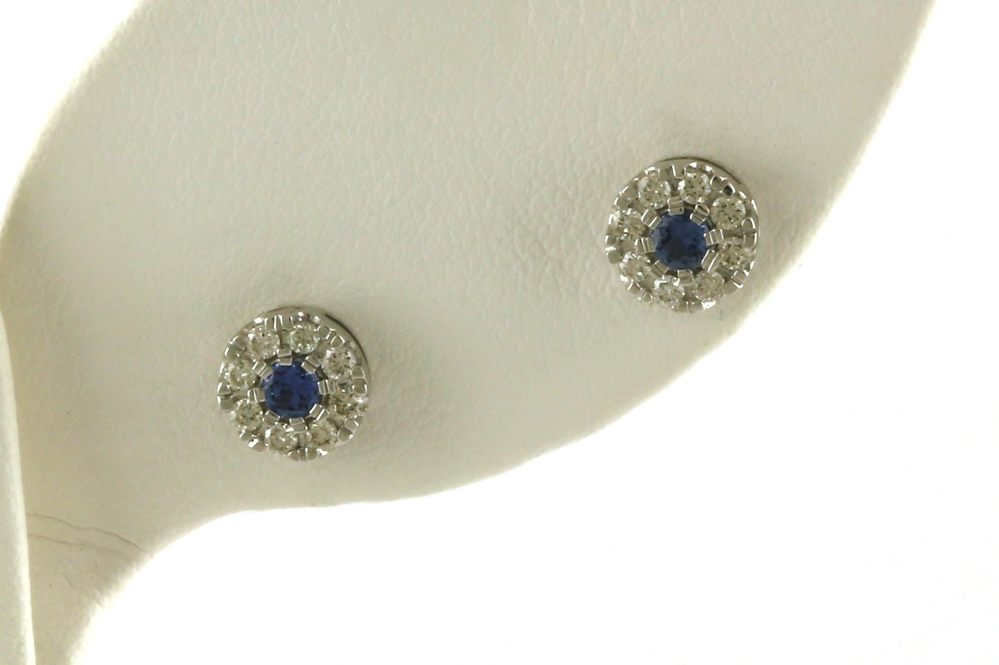 Round Halo Cluster Montana Yogo Sapphire and Diamond Earrings in White Gold (0.30cts TWT)