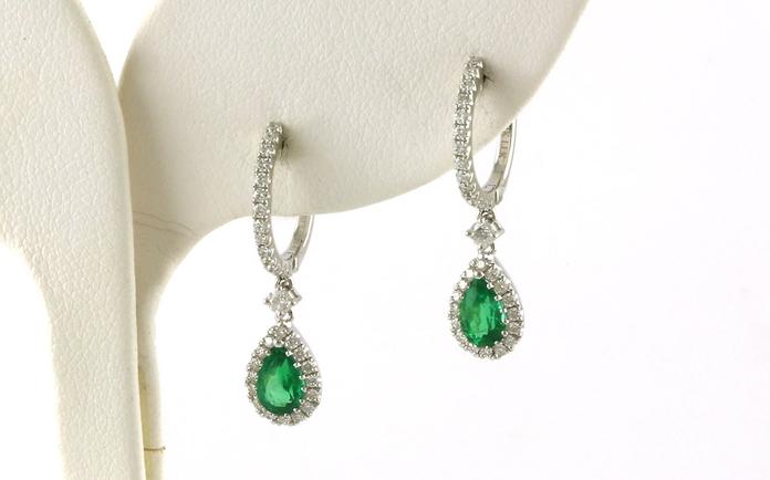 content/products/Halo-style Pear-cut Emerald and Diamond Dangle Earrings in White Gold (1.23cts TWT)