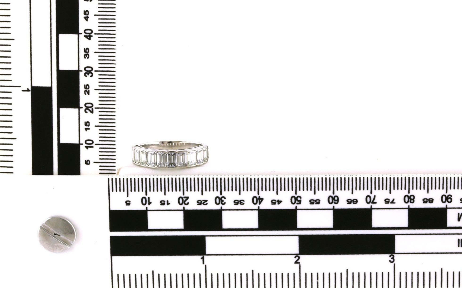10-Stone Split-bezel Emerald-cut Diamond Wedding Band in Platinum (1.84cts TWT) Scale