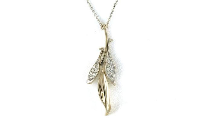 content/products/Estate Piece: 3-Leaf Diamond Dangle Necklace in Platinum (0.33cts TWT)