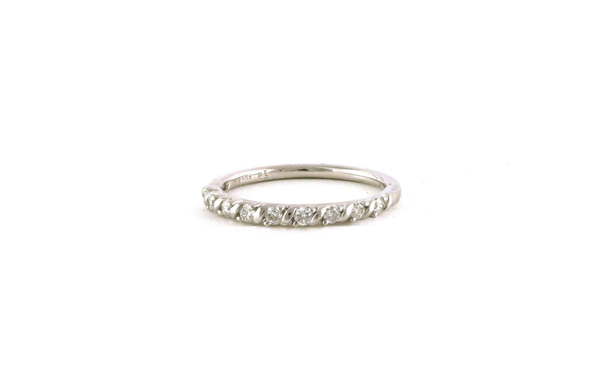 Bar and Prong-set Diamond Wedding Band in White Gold (0.25cts TWT)