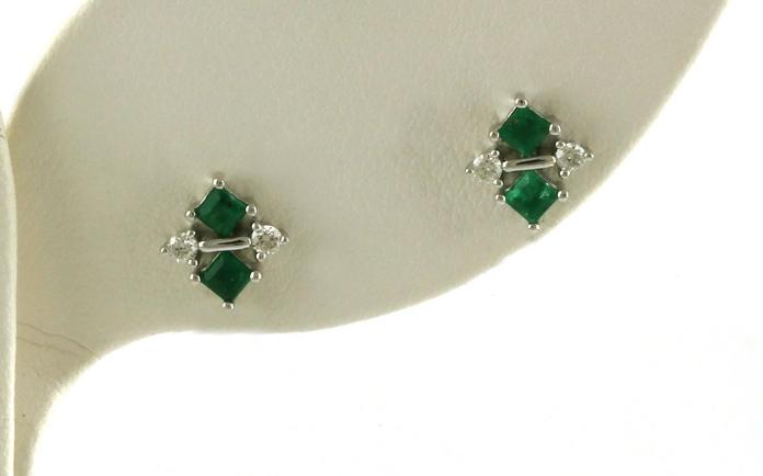 content/products/4-Stone Emerald and Diamond Cluster Earrings in White Gold (0.42cts TWT)