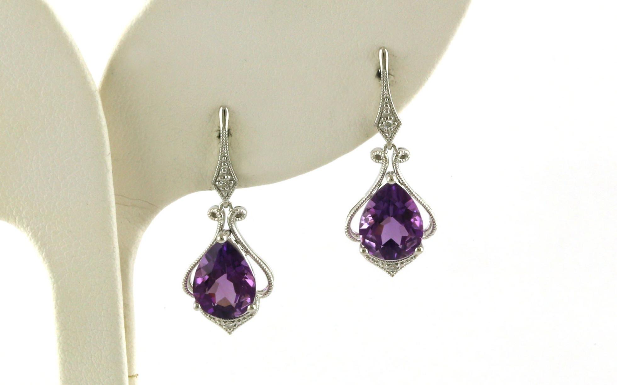 Vintage-Style Drop Earrings in White Gold (3.06cts TWT)